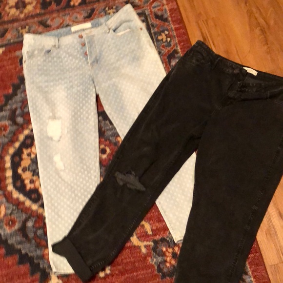 2 jean bundle deal 💝💕 - Picture 5 of 5